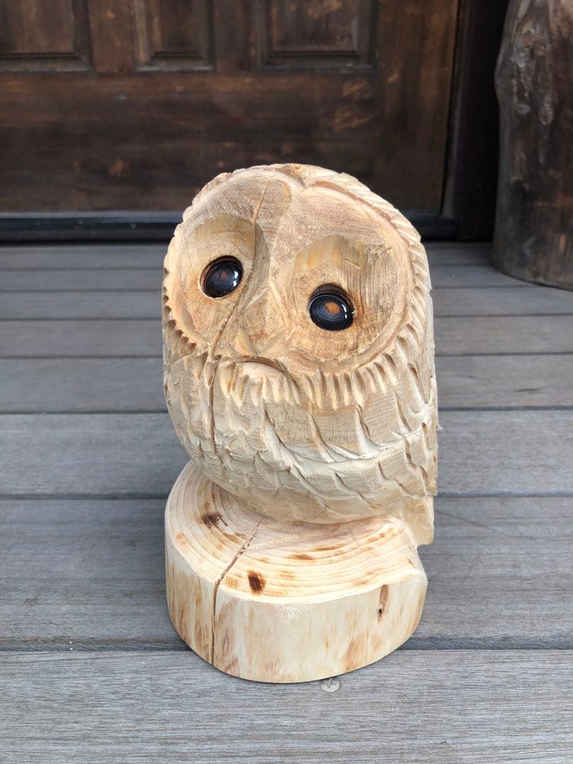 チェンソーアート】フクロウのオブジェ② - メルカリ