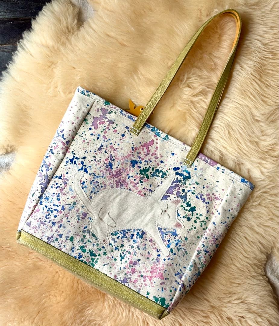 (手づくり)\"楽しい〜\"ねこネコ犬のトートバッグ　アップリケお花