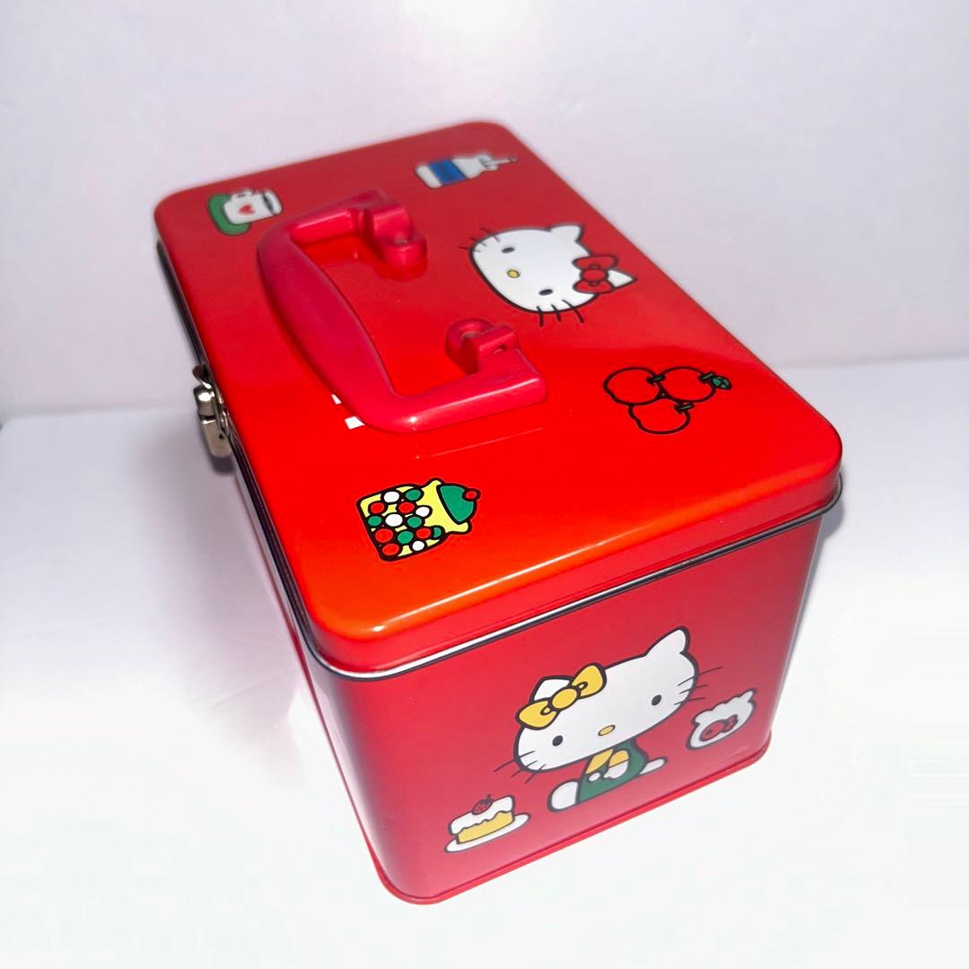 ハローキティ キティちゃん レトロ お菓子缶 缶 バッグ 小物入れ