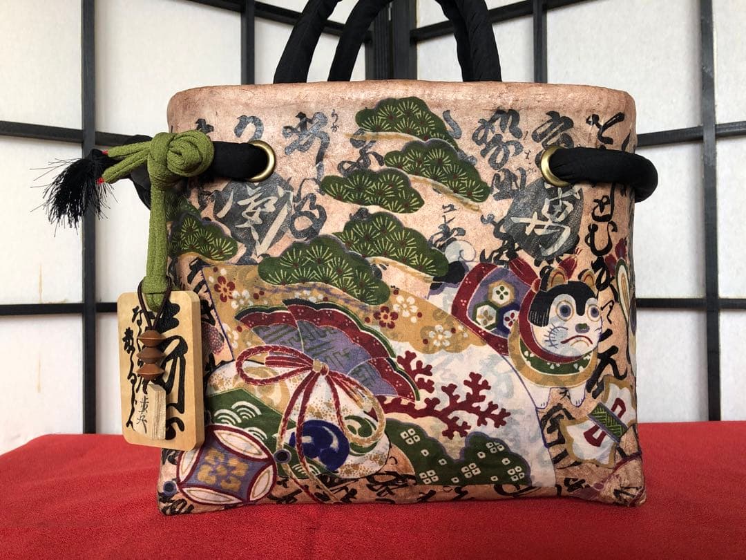 一閑張り　一閑張りバック　正絹古布　犬張子　狛犬　鯛車　古布 一閑張りバッグ古布の着物とのコラボ かごバッグ atelier-fumika