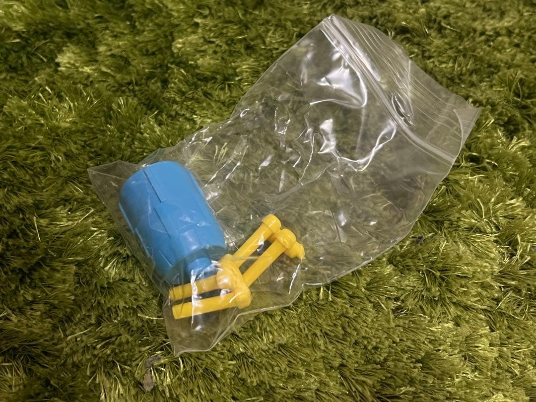 MOTULOS モツロス モツロス城 NERD ONE 消しゴム 塩ビ ソフビ - メルカリ