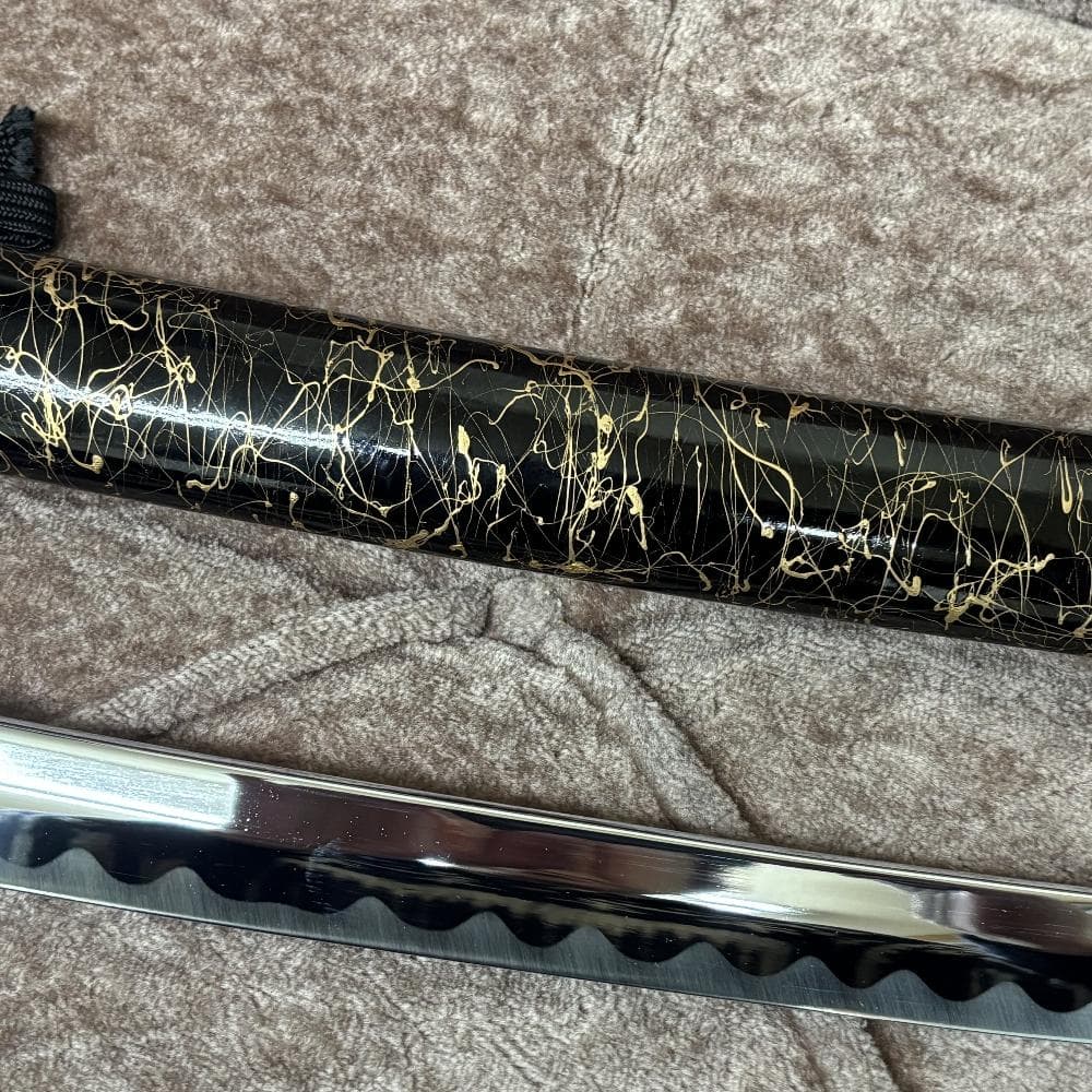 美品 龍神金具 模造刀 金糸塗鞘 互の目刃文 全長98cm 抜身912g 鑑賞用