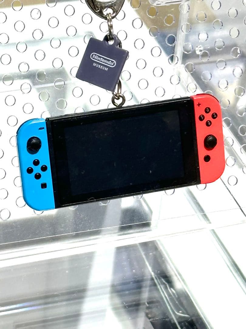 ニンテンドーミュージアム 2000 - 2017 ゲームハードキーホルダー 7種