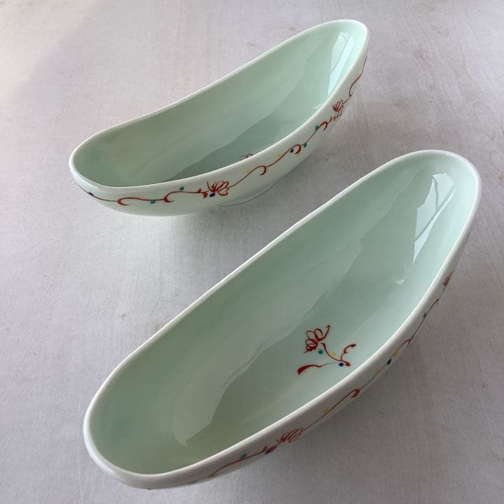 三川内焼 手描き赤絵ボート形盛り鉢2個 TS1976