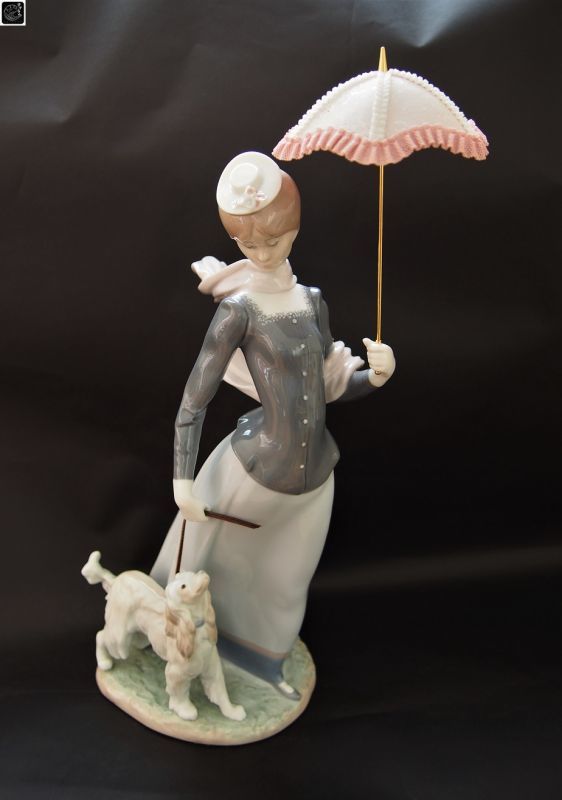 リヤドロ】【ショールの貴婦人】【絶版】【4914】